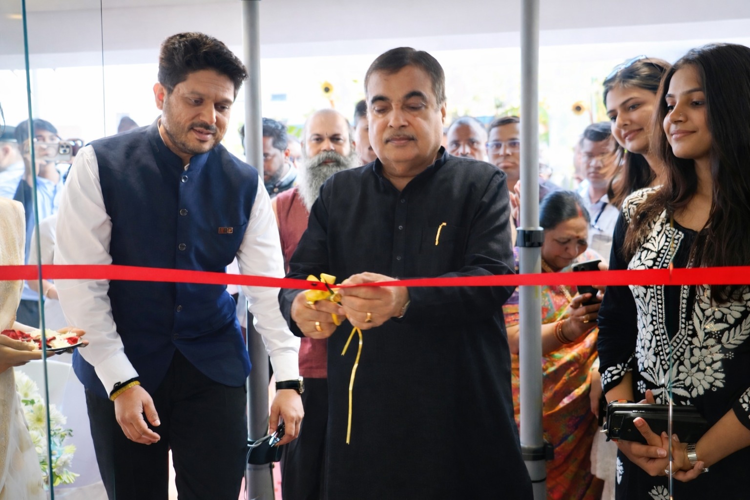 केंद्रीय मंत्री नितिन गडकरी ने नागपुर में अधिरा ऍण्ड अप्पा कॉफी के फ्लैगशिप कैफे का किया उद्घाटन; ईबीजी ग्रुप का देशव्यापी विस्तार
